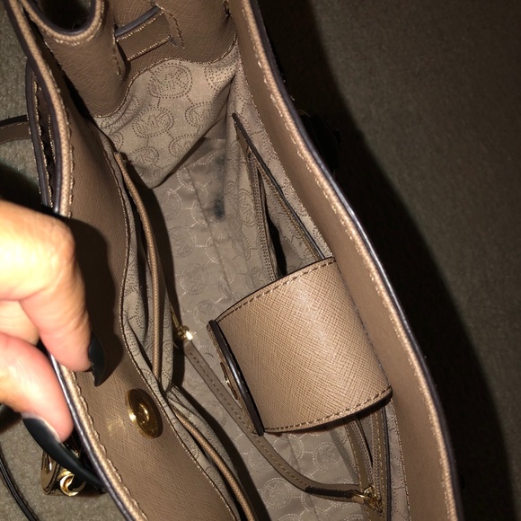 Michael Kors Purse - Picture 3 of 5